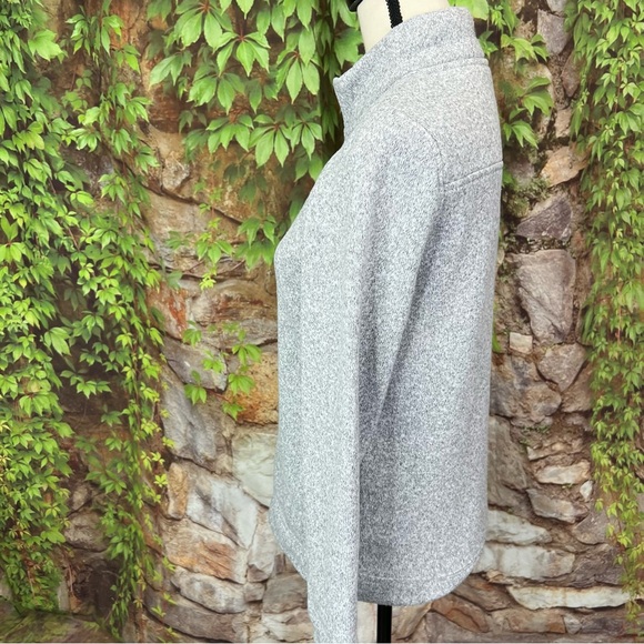 VINEYARD VINES Girls' Heathered Gray Zip Front Fleece, XL - Picture 5 of 11